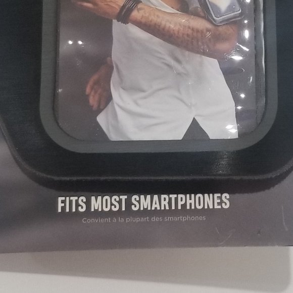 Omari Hardwick - Cardio Sports Armband - Black and Grey - Picture 8 of 9